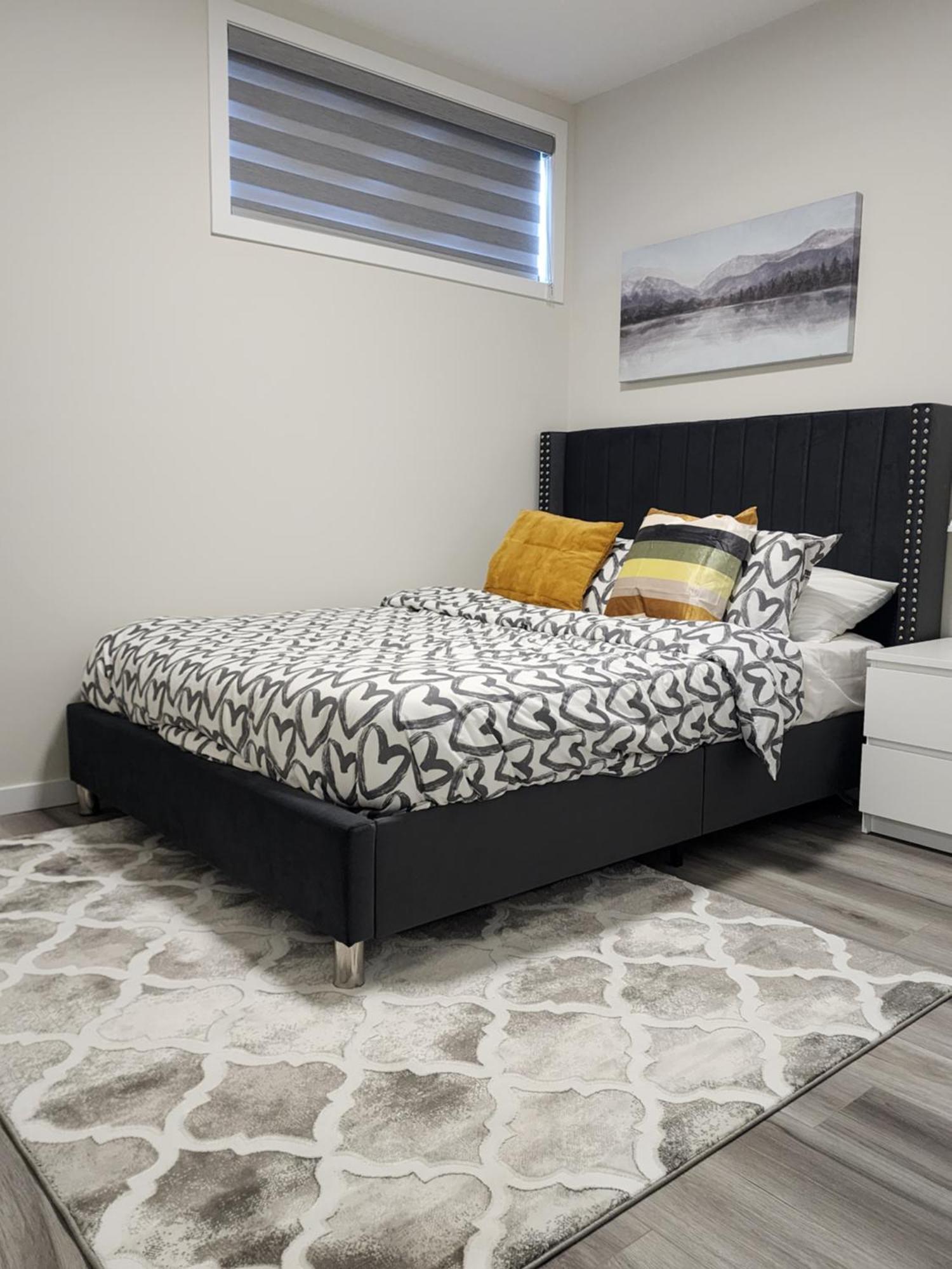 Trendy 2-Bed Oasis Awaits! Apartment คาลการี ภายนอก รูปภาพ