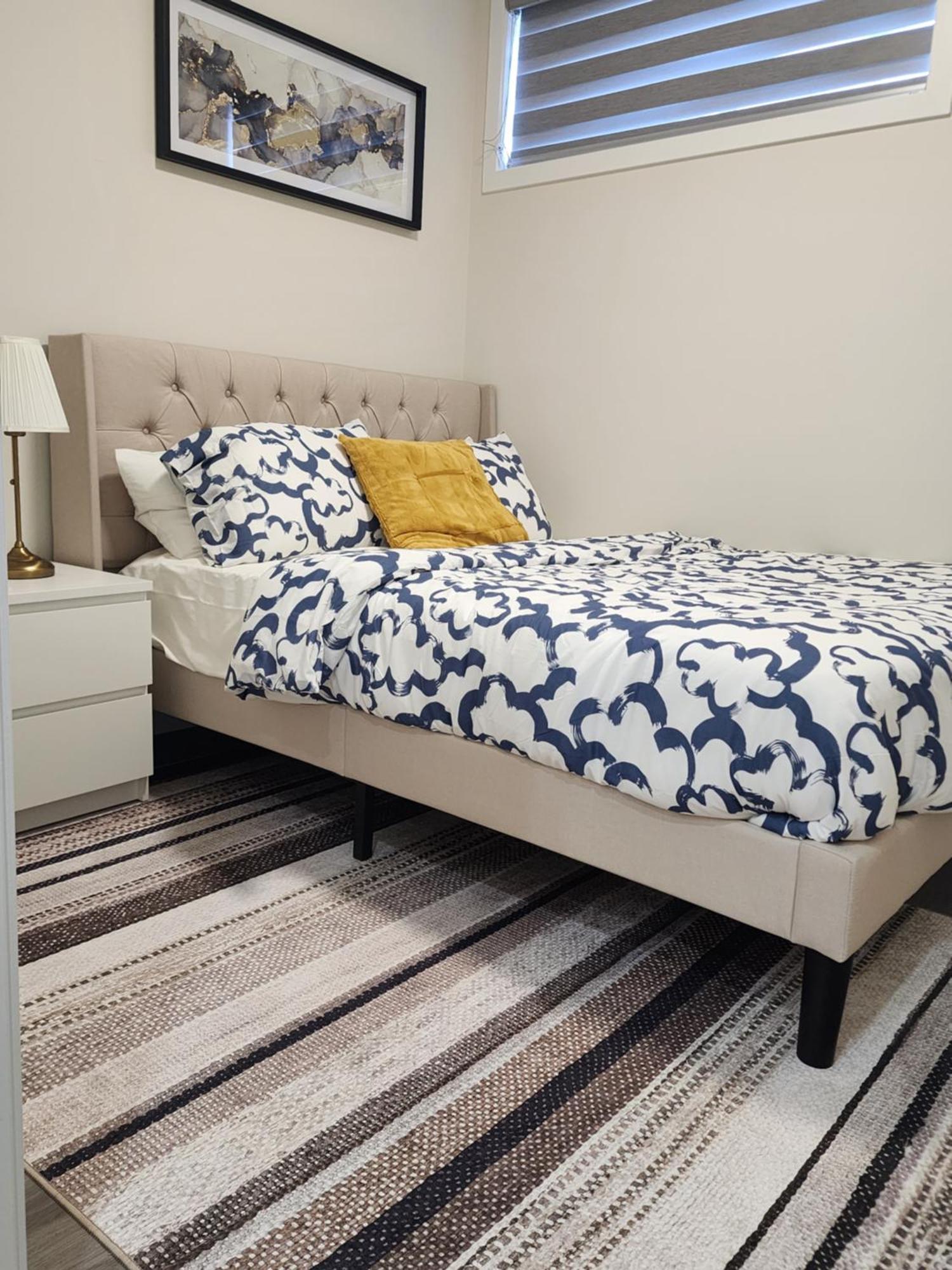 Trendy 2-Bed Oasis Awaits! Apartment คาลการี ภายนอก รูปภาพ